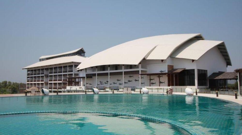 Pearl Laguna Resort Мйеик Екстериор снимка