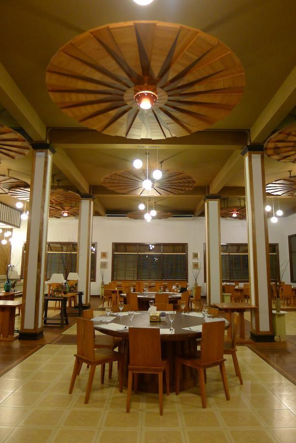 Pearl Laguna Resort Мйеик Екстериор снимка