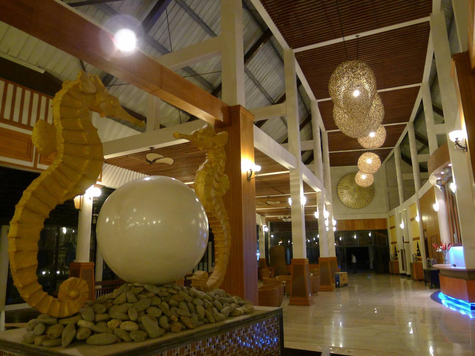 Pearl Laguna Resort Мйеик Екстериор снимка